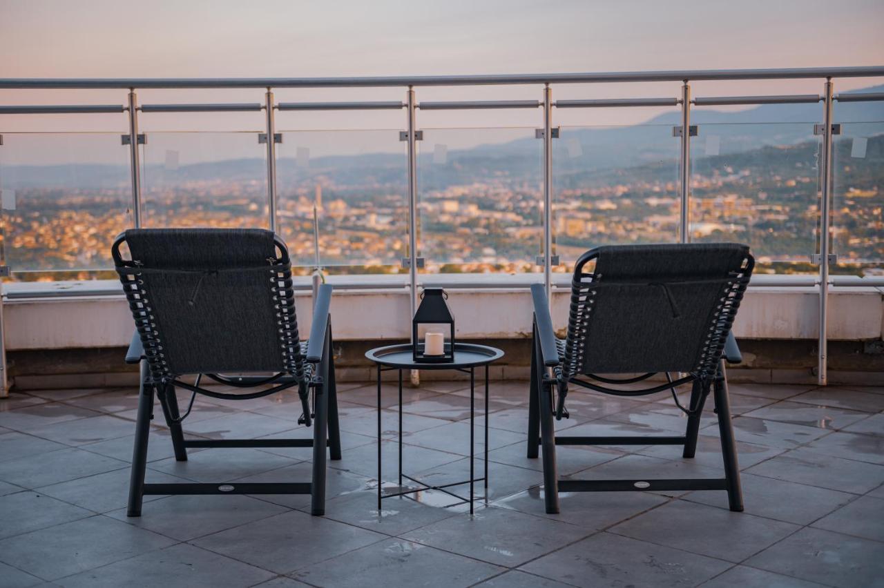 Sky Deluxe 3 Fitness & Spa Apartman Szkopje Kültér fotó